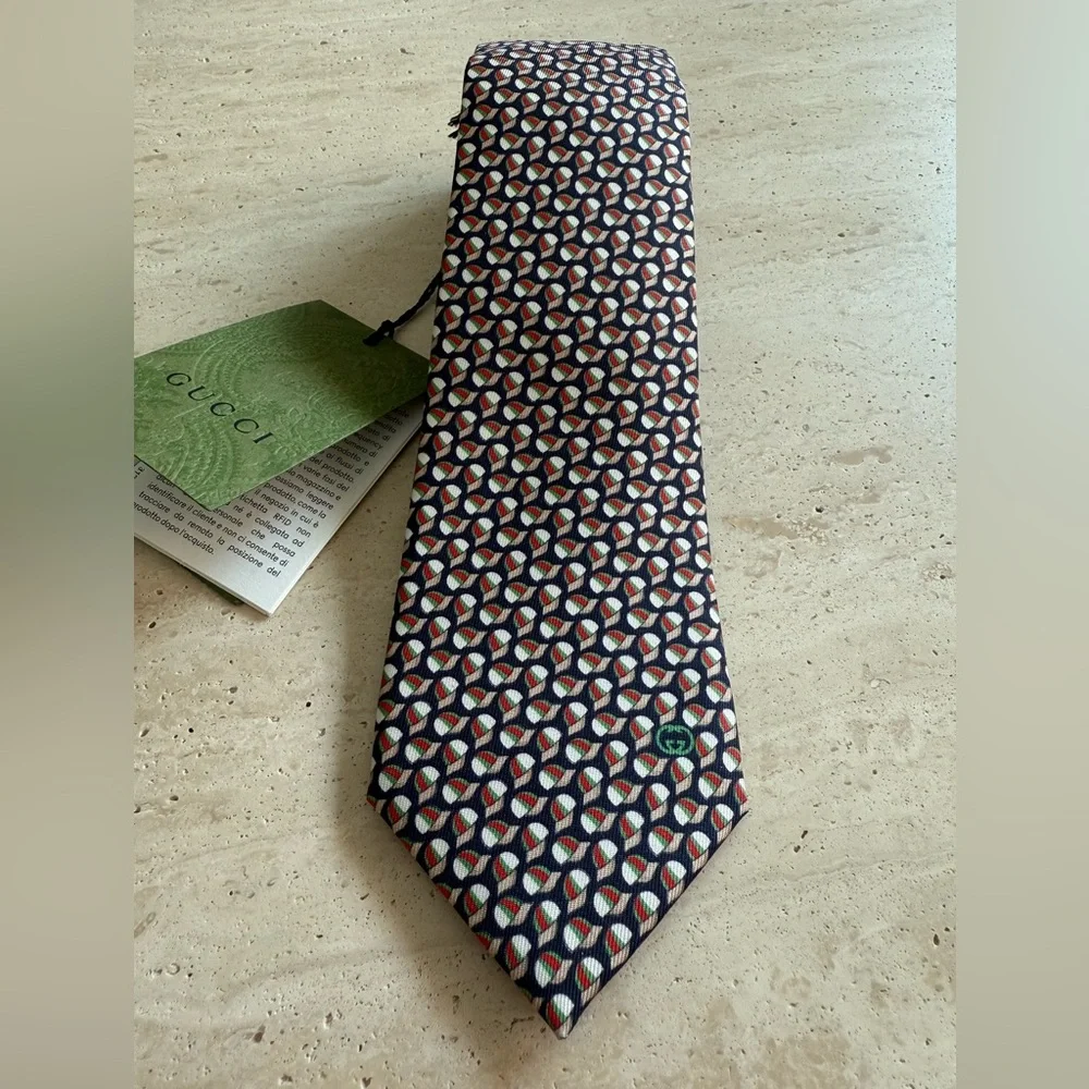NWT GUCCI INTERLOCKING G BASEBALL HAT PRINT SILK TIE 💝🧢
